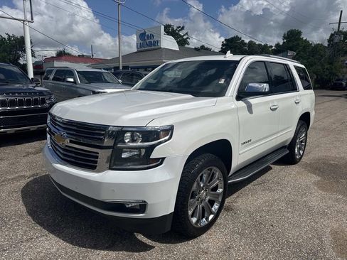 Used 2018 Chevrolet Tahoe Premier RWD image 3