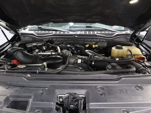 Used 2019 Ford F350 Lariat w/ Lariat Ultimate Package image 15