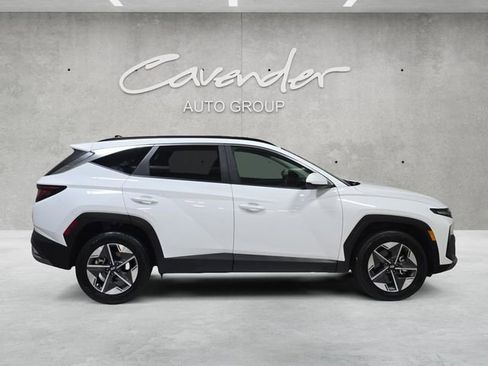 Used 2025 Hyundai Tucson SEL image 17