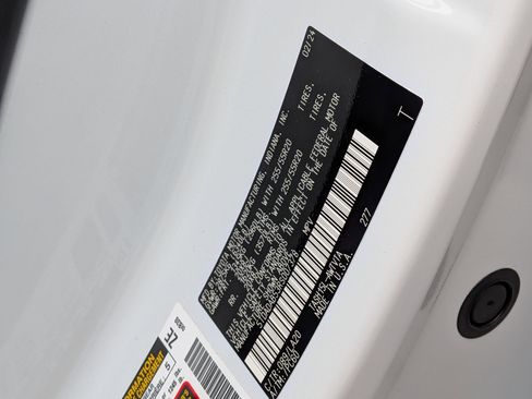 Used 2024 Toyota Grand Highlander AWD Hybrid image 33