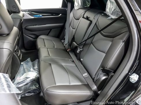 New 2025 Cadillac XT5 Premium Luxury w/ LPO, Floor Liner Package image 9