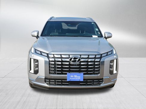 Used 2023 Hyundai Palisade Calligraphy AWD/4WD image 2