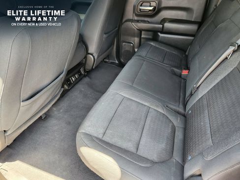 Used 2021 Chevrolet Silverado 1500 LT RWD image 29