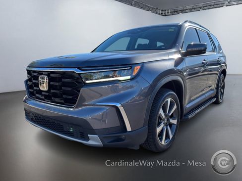 Used 2023 Honda Pilot Touring image 8