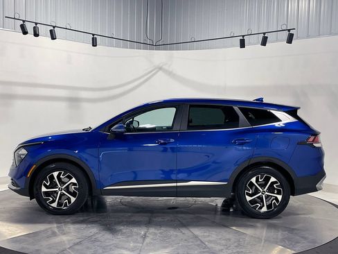 Used 2023 Kia Sportage EX FWD image 14