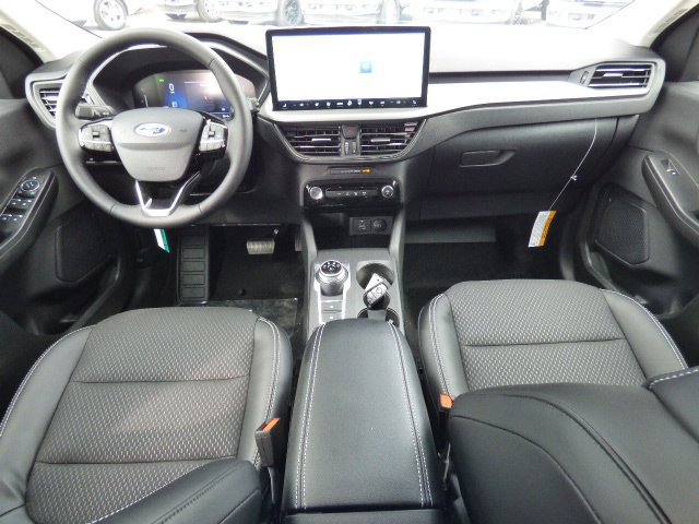 New 2025 Ford Escape SE FWD image 2