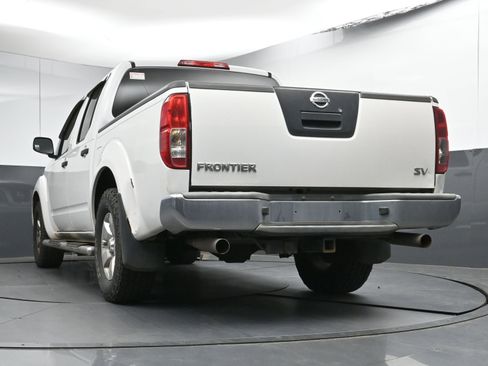 Used 2012 Nissan Frontier SV image 23