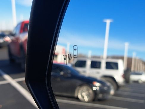 New 2025 Toyota RAV4 XLE image 32