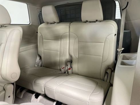 Used 2023 GMC Acadia Denali w/ Black Diamond Edition image 24