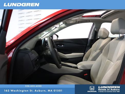 Used 2024 Honda Accord EX image 12