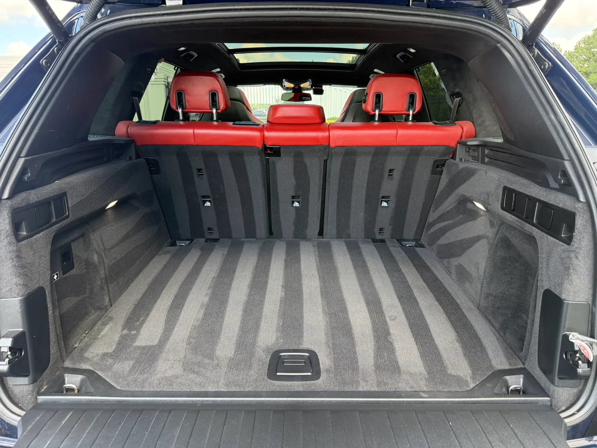 Used 2021 BMW X5 M w/ Competition Package AWD/4WD image 14