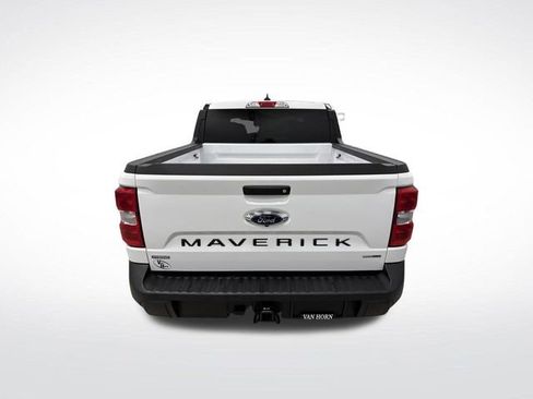 Used 2024 Ford Maverick XL image 11