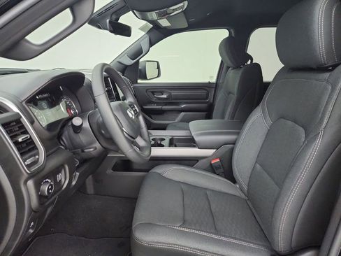 New 2026 RAM 1500 Express AWD/4WD image 18