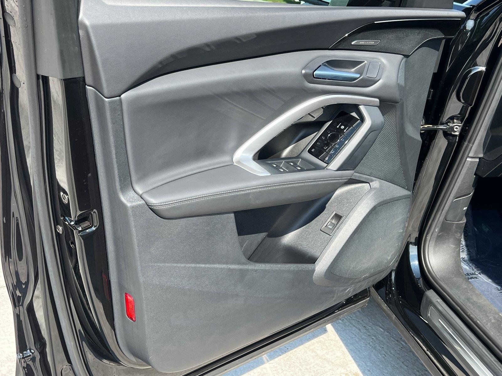 Certified 2025 Audi Q5 Premium Plus AWD/4WD image 10