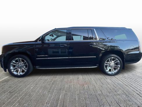 Used 2018 GMC Yukon XL SLT w/ Premium Edition image 5