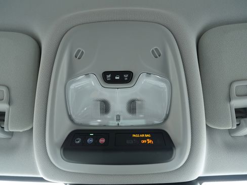 New 2027 Chevrolet Bolt RS FWD image 21