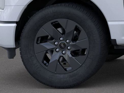 New 2025 Ford F150 Lightning Lariat AWD/4WD image 19