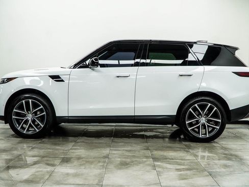 Used 2023 Land Rover Range Rover Sport SE AWD/4WD image 8