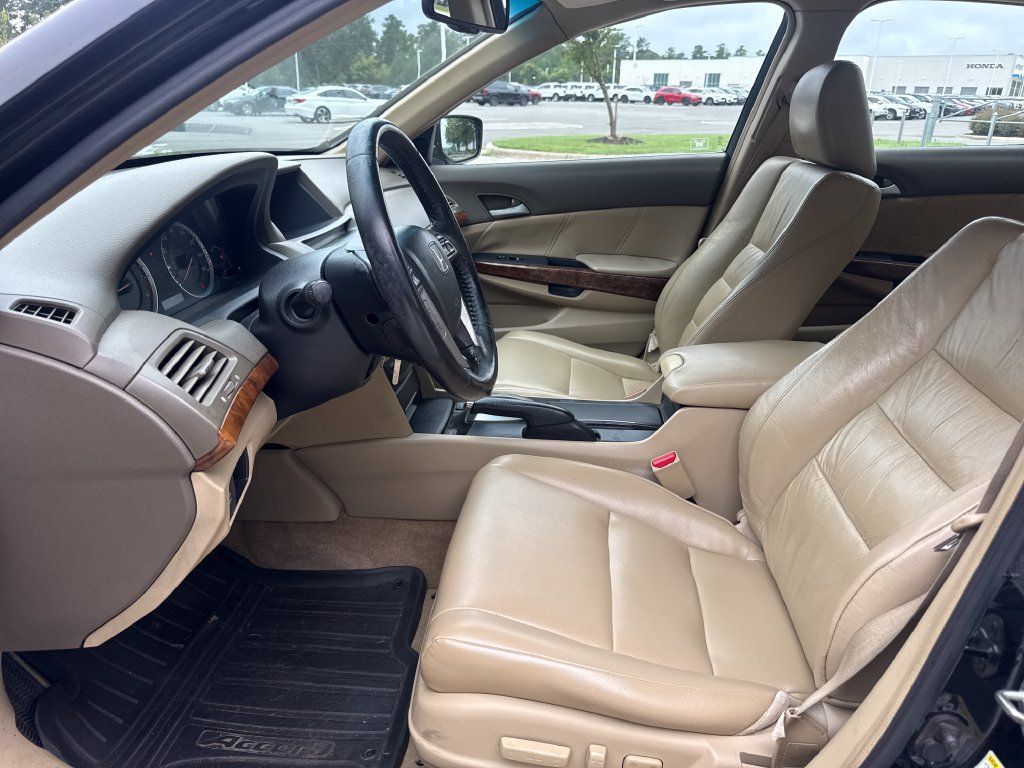 Used 2009 Honda Accord EX-L image 12