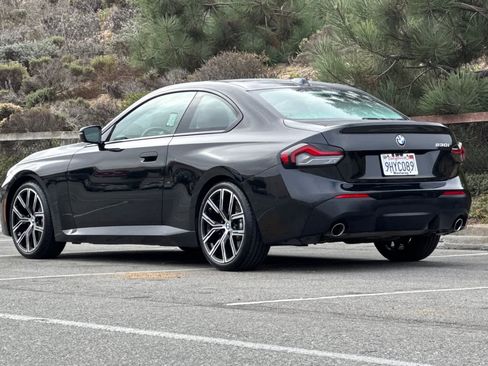 Certified 2023 BMW 230i Coupe w/ Premium Package image 8