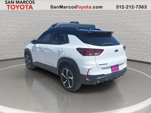 Used 2021 Chevrolet TrailBlazer RS w/ Sun and Liftgate Package image 7