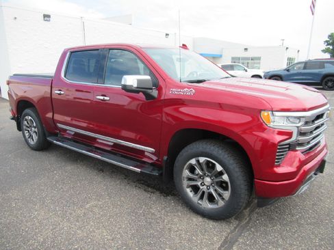 Certified 2023 Chevrolet Silverado 1500 High Country w/ Technology Package AWD/4WD image 3