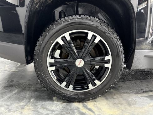 Used 2017 GMC Terrain SLE image 28