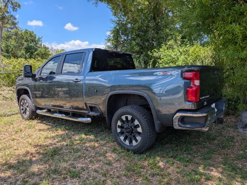 Used 2020 Chevrolet Silverado 2500 LT w/ All Star Edition AWD/4WD image 5