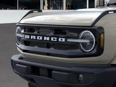 New 2026 Ford Bronco Outer Banks AWD/4WD image 36