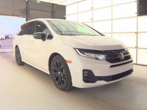 Used 2025 Honda Odyssey Sport-L image 3