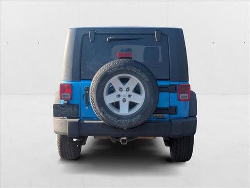 Used 2010 Jeep Wrangler Unlimited Sport image 6