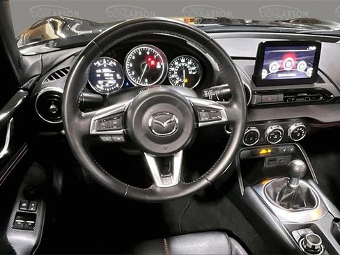 Used 2019 MAZDA MX-5 Miata Grand Touring w/ GT-S Package image 16