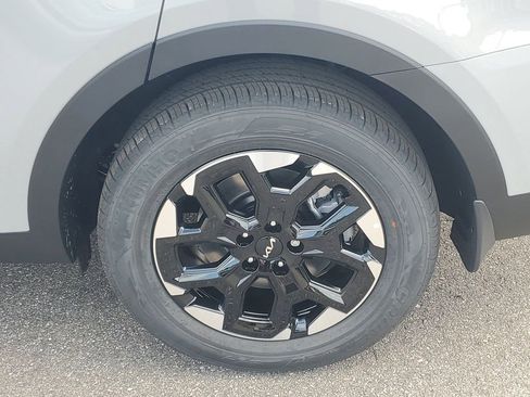 New 2026 Kia Sorento S image 5