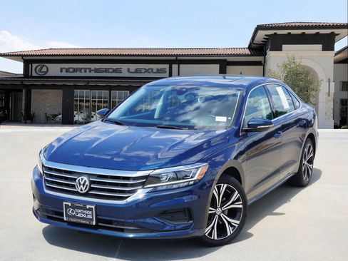 Used 2020 Volkswagen Passat 2.0T SEL FWD image 1