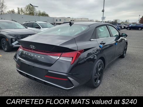 New 2026 Hyundai Elantra SEL Sport Premium FWD image 3