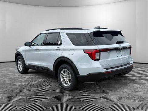 New 2026 Ford Explorer Active image 3