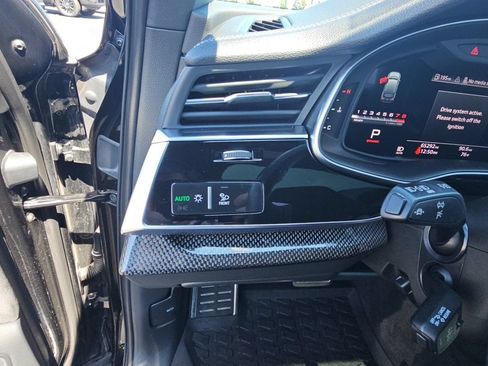 Used 2023 Audi SQ7 Premium Plus AWD/4WD image 22