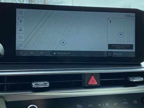 Used 2025 Kia Sorento S w/ Panoramic Sunroof Package image 17