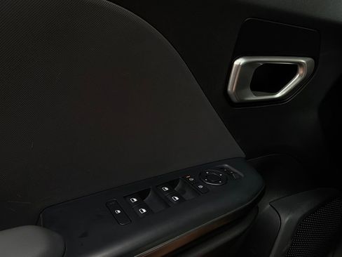Used 2025 Kia K4 FWD image 20