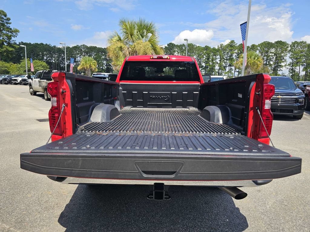 Used 2025 Chevrolet Silverado 2500 LT w/ Convenience Package AWD/4WD image 13