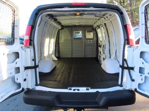 Used 2013 Chevrolet Express 2500 image 7