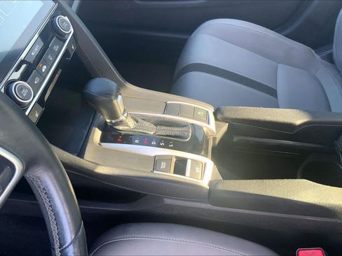 Used 2018 Honda Civic EX-T image 17