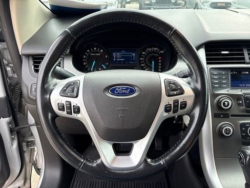 Used 2013 Ford Edge SEL image 18