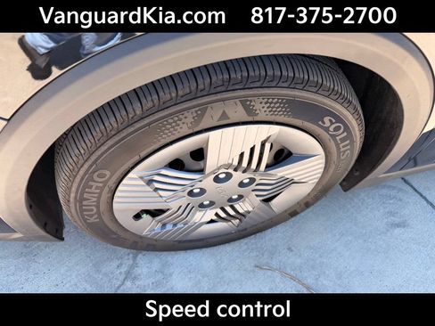 Certified 2025 Kia K4 FWD image 8