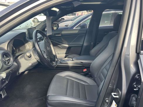 Used 2023 Lexus IS 350 F Sport w/ Memory Package image 9