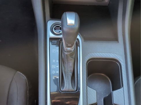 Used 2024 Nissan Sentra SV FWD image 20
