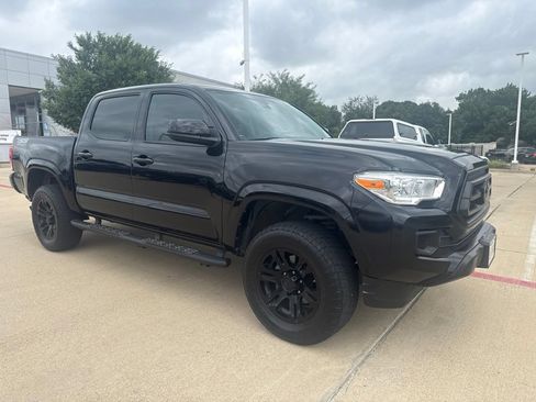 Used 2022 Toyota Tacoma SR w/ SR Convenience Package RWD image 7