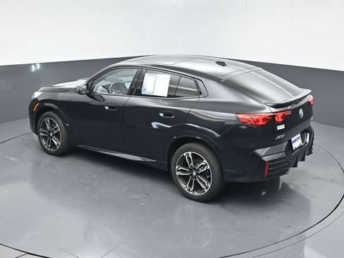 Used 2025 BMW X2 xDrive28i AWD/4WD image 41