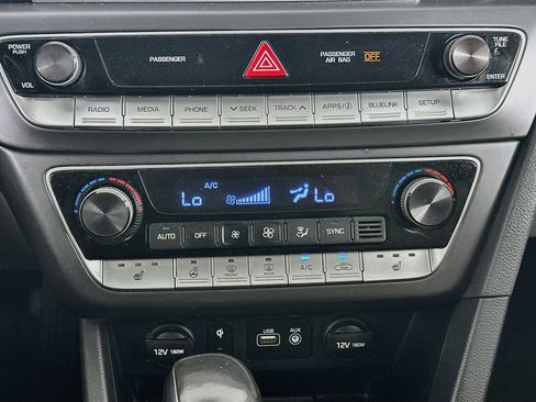 Used 2019 Hyundai Sonata SEL FWD image 23