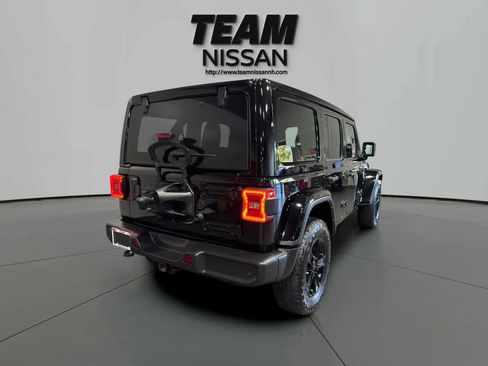 Used 2021 Jeep Wrangler Unlimited Sahara image 7